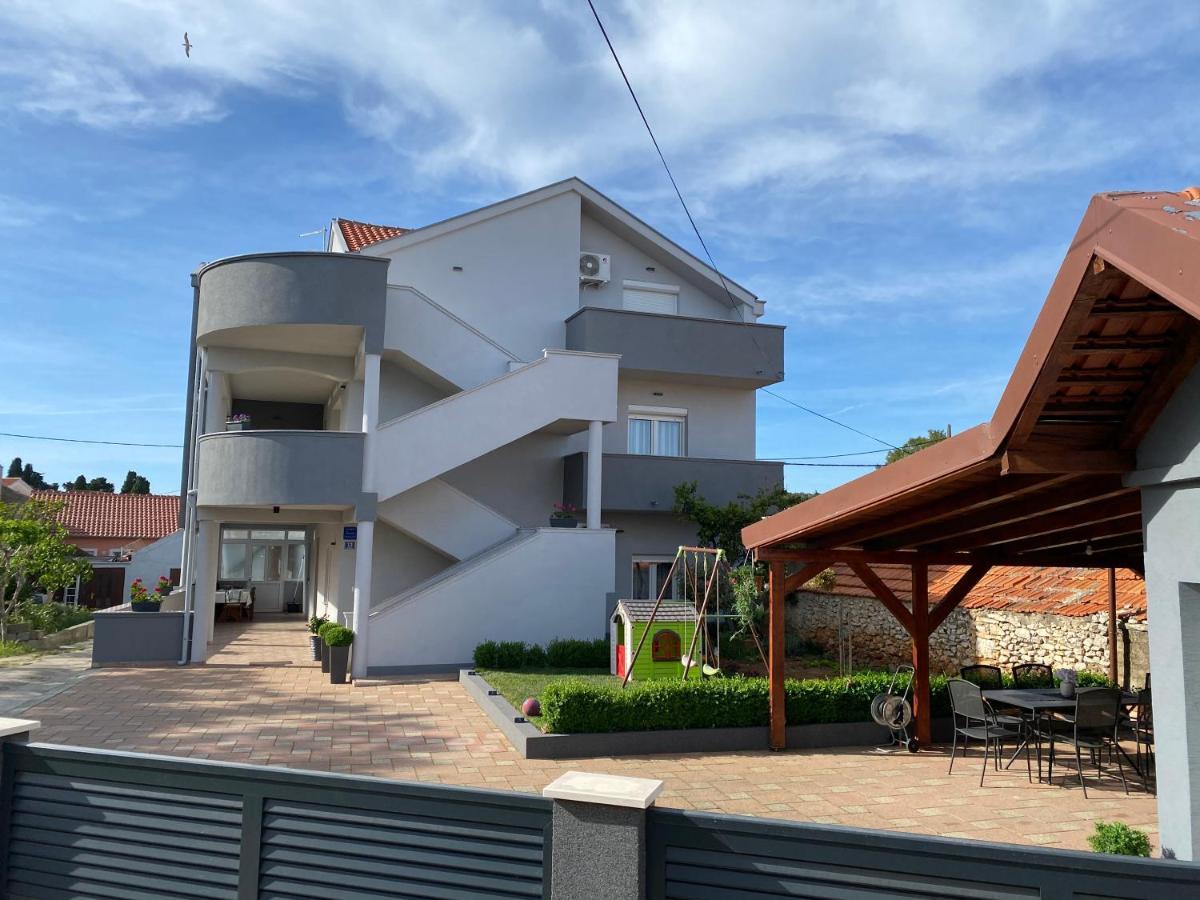 Apartments Nada Sukošan Exterior foto