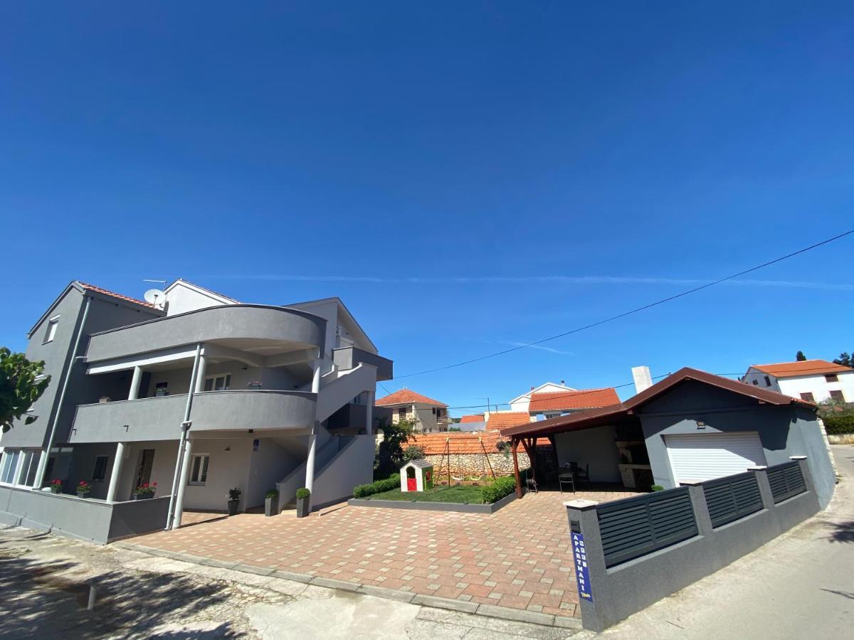 Apartments Nada Sukošan Exterior foto